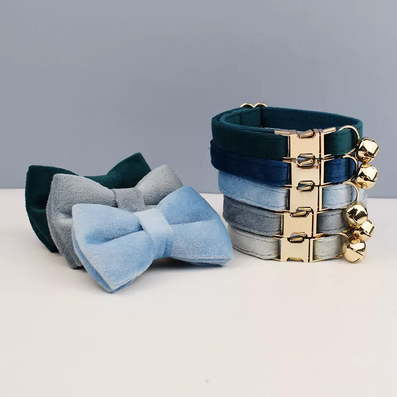 Purrfect Bow Charm Collar