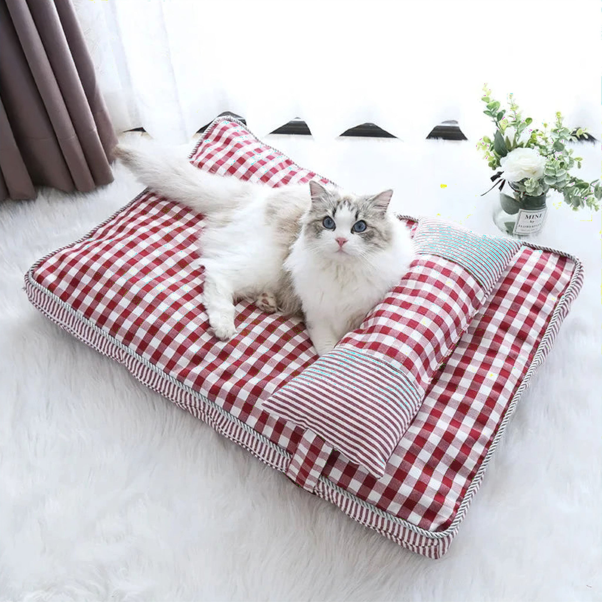 Kitty Cloud Cushion pet bed Luxe Pet Store 